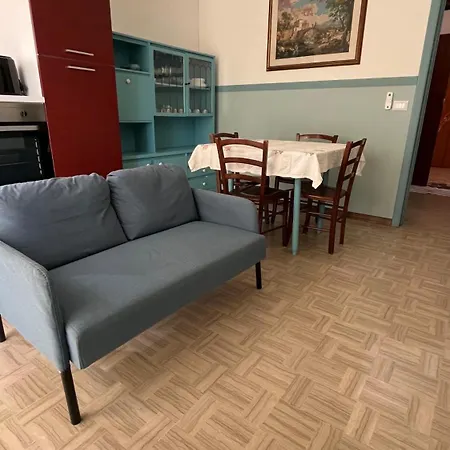 公寓 Nettuno Comodita E Relax,